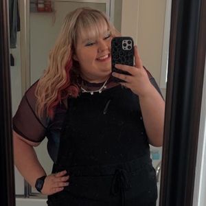 Meet your Posher, Sara